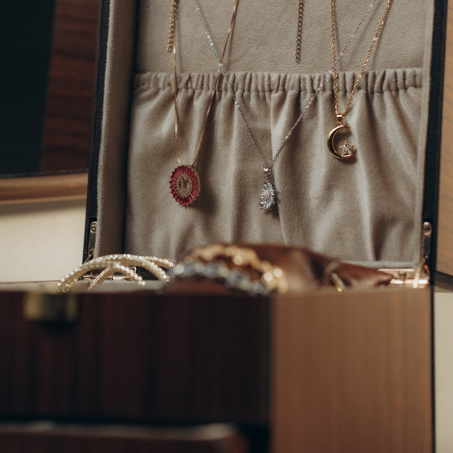 منظم اكسسوار ماري جولد  وسط-دورين