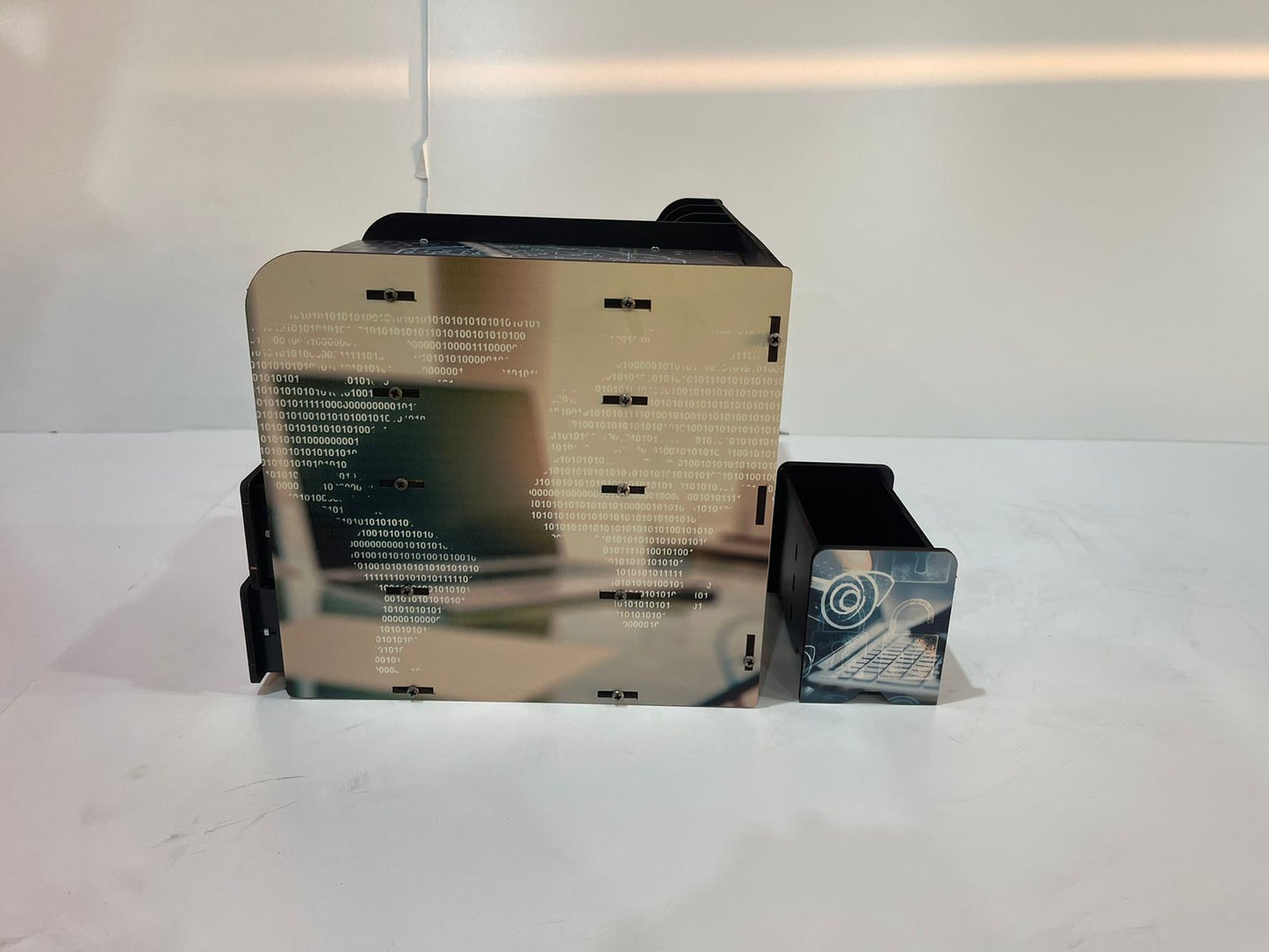 منظم كتب دراسي تكنولجي