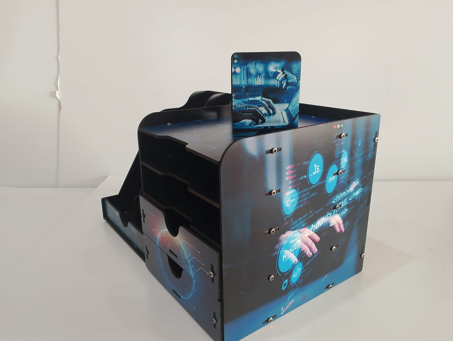 منظم كتب دراسي  روبوت