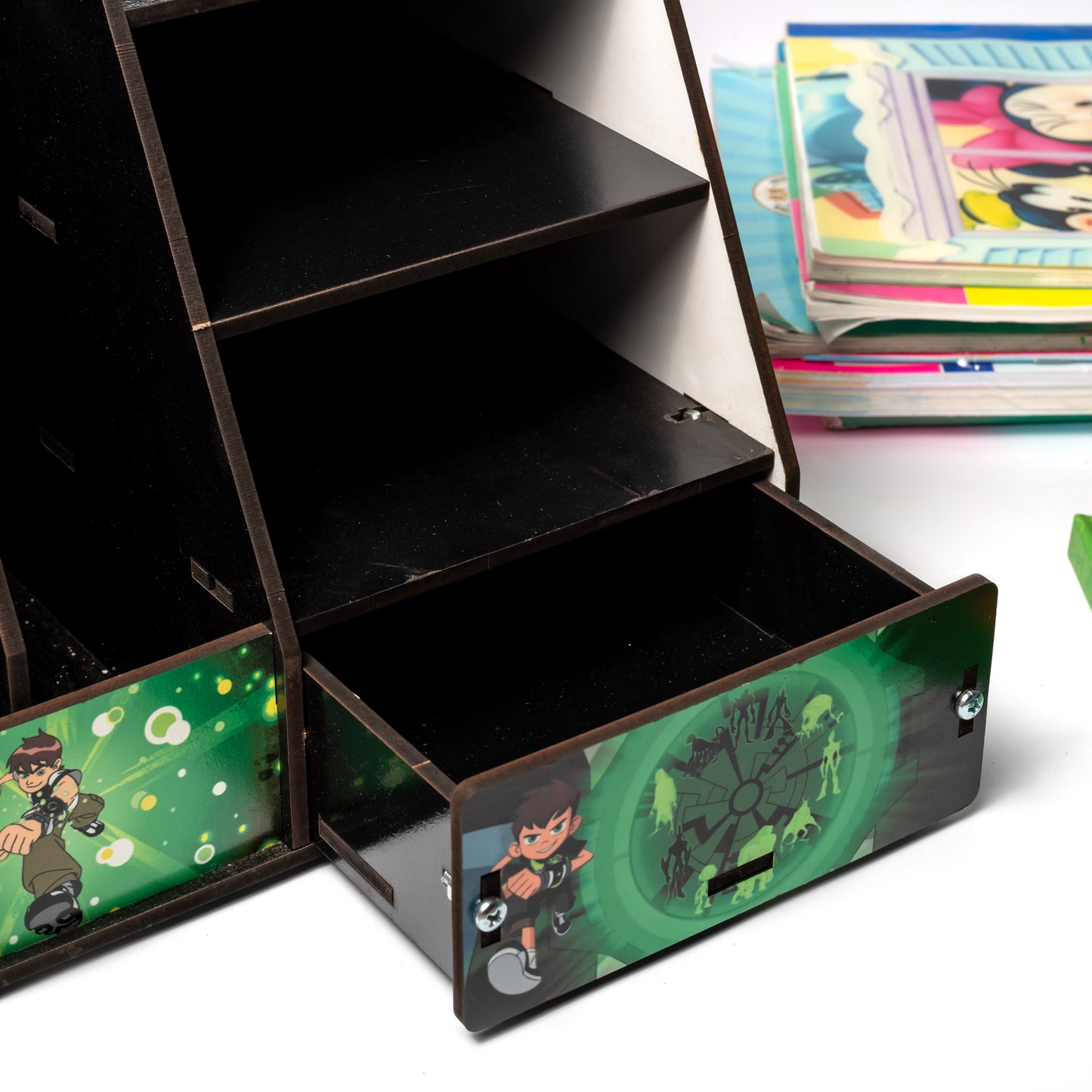 منظم كتب دراسي بن 10