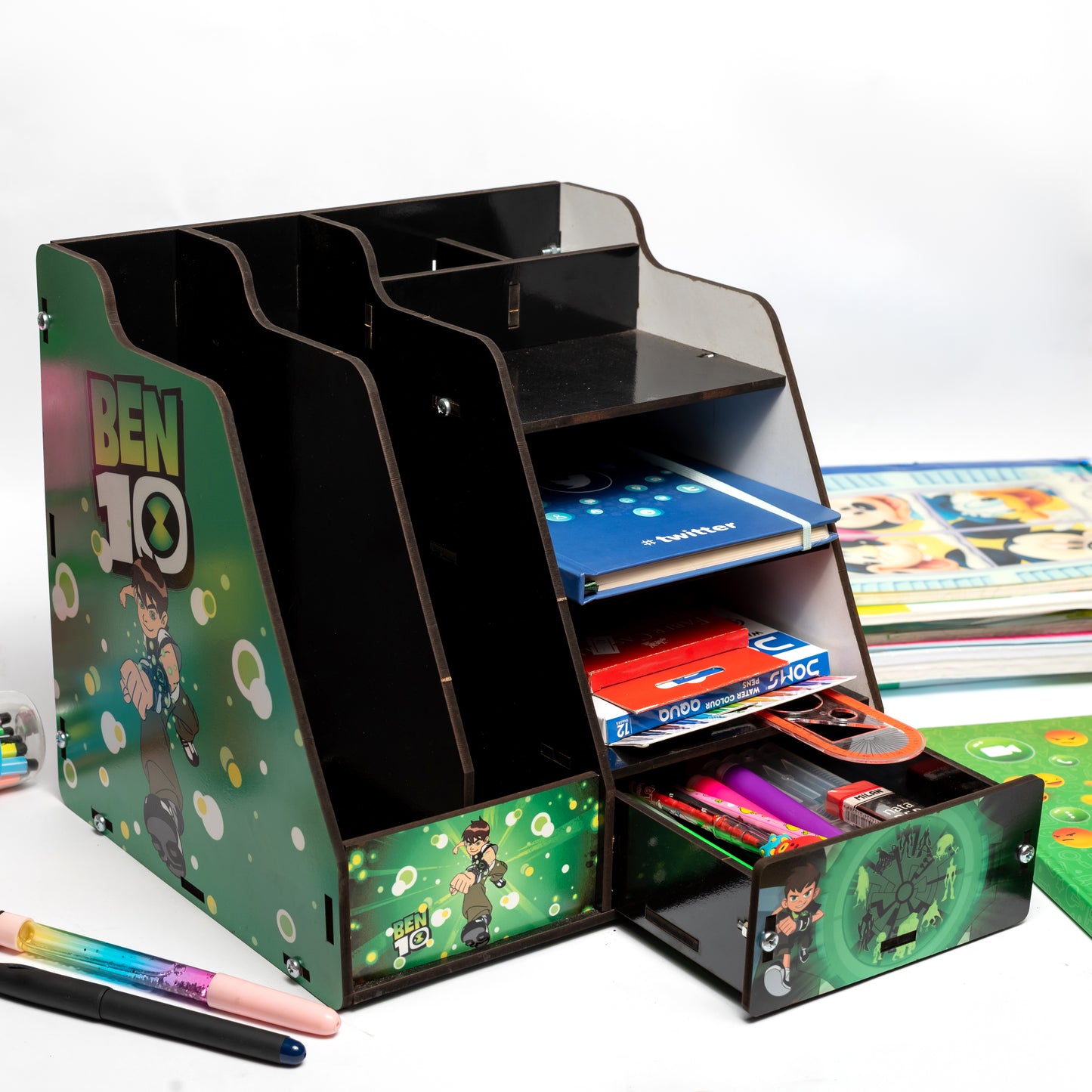 منظم كتب دراسي بن 10