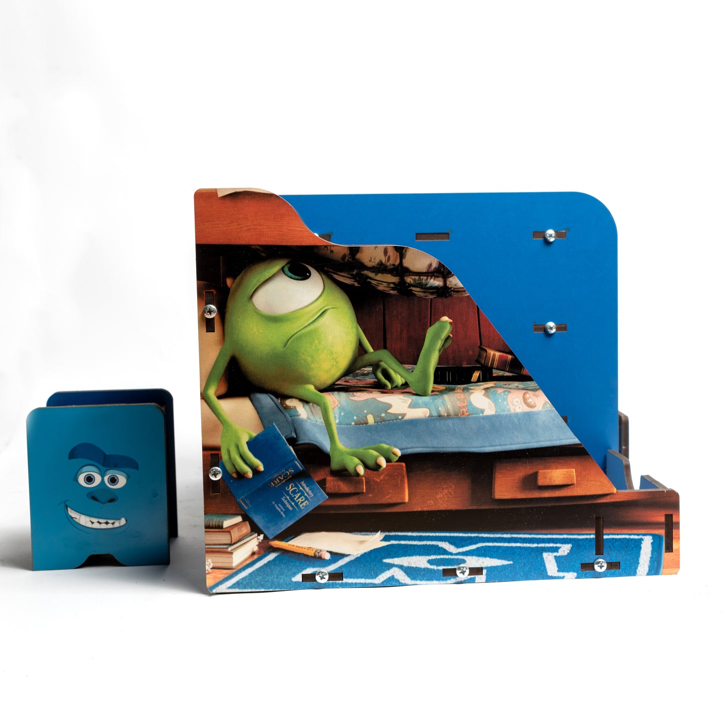 منظم كتب دراسي شركة المرعبين