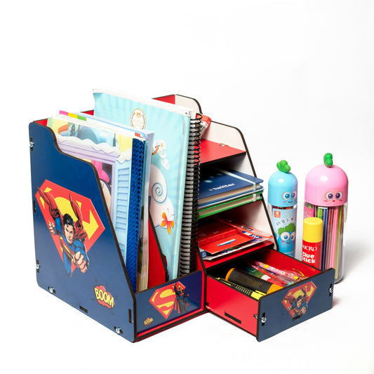 منظم كتب دراسي سوبر مان