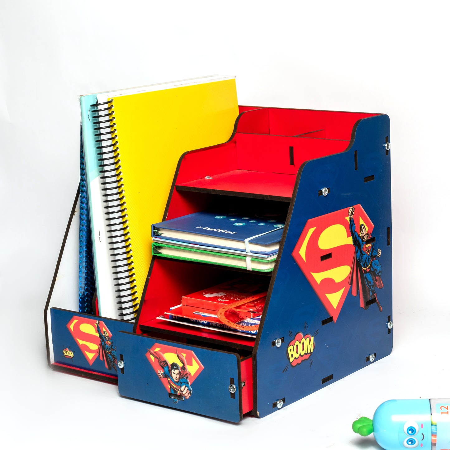 منظم كتب دراسي سوبر مان